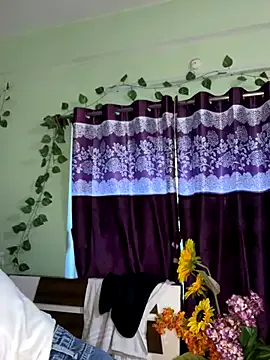 PaulinaGiovanni – webcam model profile photo Image 10