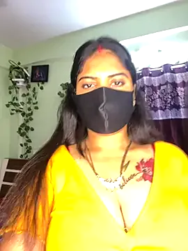 PaulinaGiovanni – webcam model profile photo Image 2