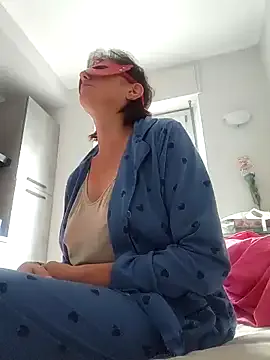 IvyHarpers – webcam model profile photo Image 18