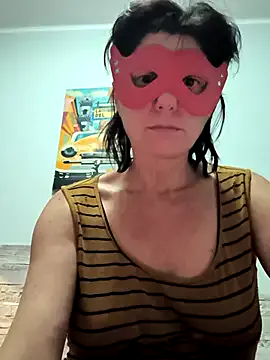 IvyHarpers – webcam model profile photo Image 9