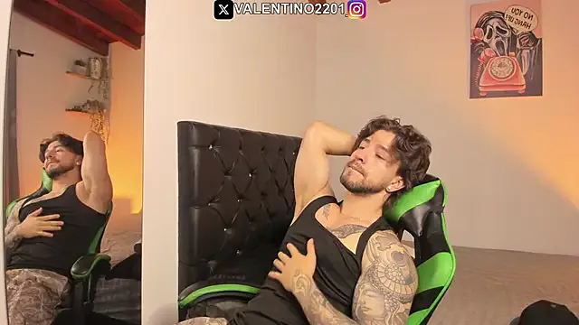 Ellidi – webcam model profile photo Image 12