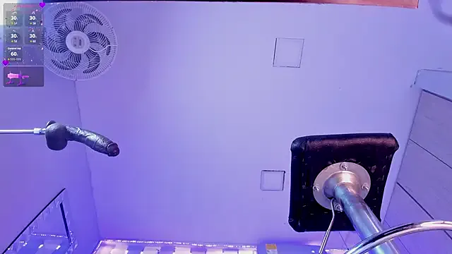 AyshaConnor – webcam model profile photo Image 13