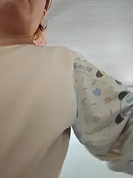 PepeChanel – webcam model profile photo Image 3