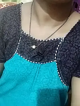 CristinaRous – webcam model profile photo Image 6