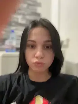 AllaRoberts – webcam model profile photo Image 9