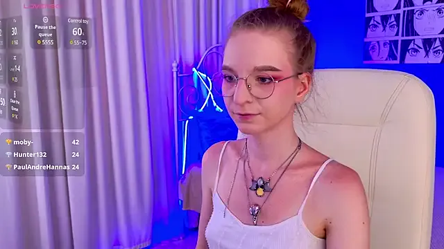 MelinaLuviani – webcam model profile photo Image 14