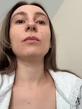 VivianBasset – webcam model profile photo Image 16