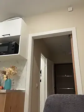 VivianBasset – webcam model profile photo Image 17