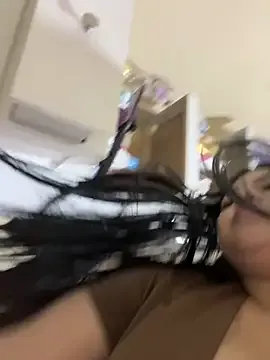 MelinaLuviani – webcam model profile photo Image 19