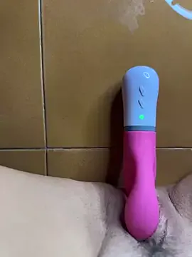 AndreaKalo – webcam model profile photo Image 4