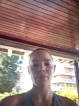 MadelineLane – webcam model profile photo Image 8