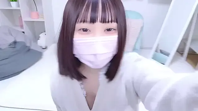 IvyHarpers – webcam model profile photo Image 4