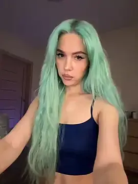 Zoluszka – webcam model profile photo Image 3