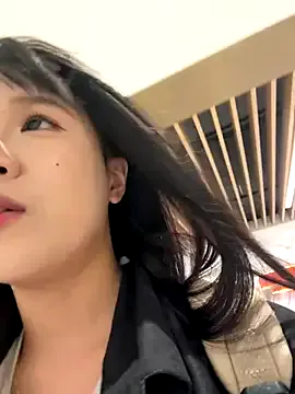 And-Liziantus – webcam model profile photo Image 10