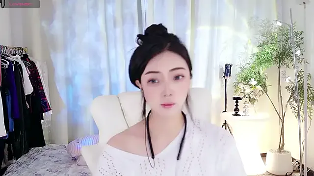 -erika- – webcam model profile photo Image 16