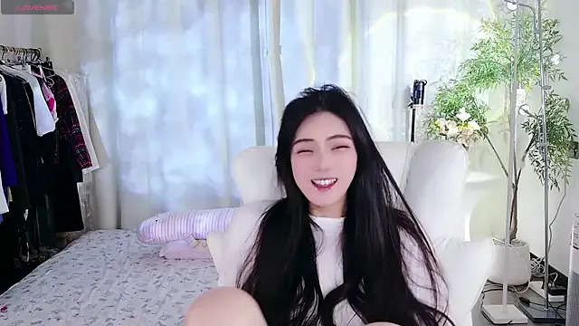 -erika- – webcam model profile photo Image 18