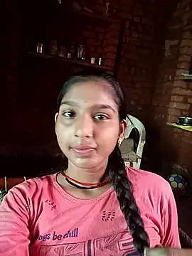 BABYVIK – webcam model profile photo Image 4