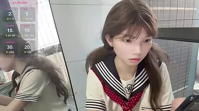 JessieLiu – webcam model profile photo Image 11