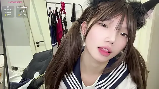 JessieLiu – webcam model profile photo Image 15