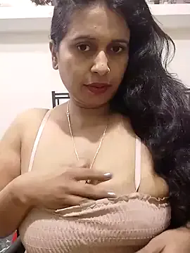 cute-mahek – webcam model profile photo Image 10