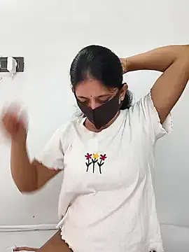 KateGale – webcam model profile photo Image 12