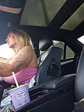 AyshaConnor – webcam model profile photo Image 19