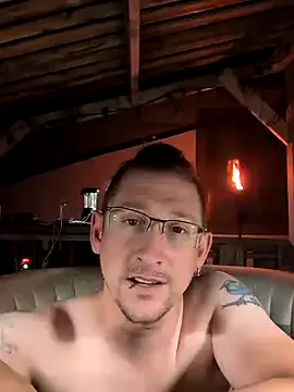 MinniMia – webcam model profile photo Image 6