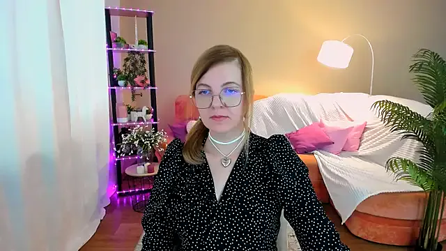 -_MARINA_- – webcam model profile photo Image 6