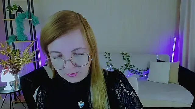 -_MARINA_- – webcam model profile photo Image 9