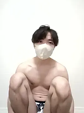 Bella – webcam model profile photo Image 2