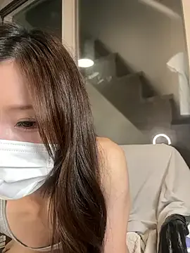 MiraKova – webcam model profile photo Image 13