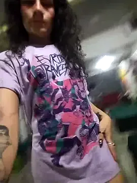 KateGale – webcam model profile photo Image 3