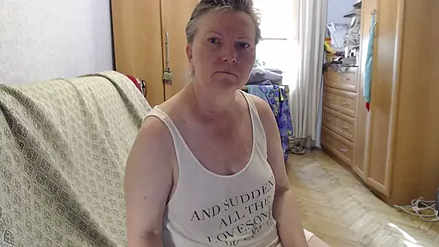 CatalinaDalessio – webcam model profile photo Image 2