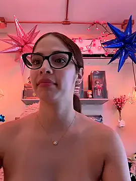 CatalinaDalessio – webcam model profile photo Image 4