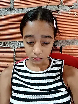 LizBentley – webcam model profile photo Image 14