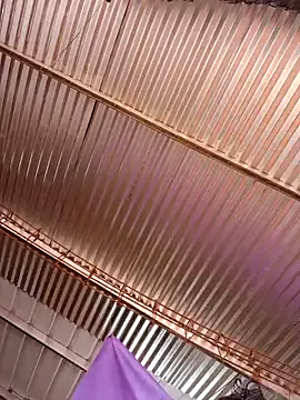 LizBentley – webcam model profile photo Image 17